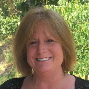 Meet your Posher, Joely